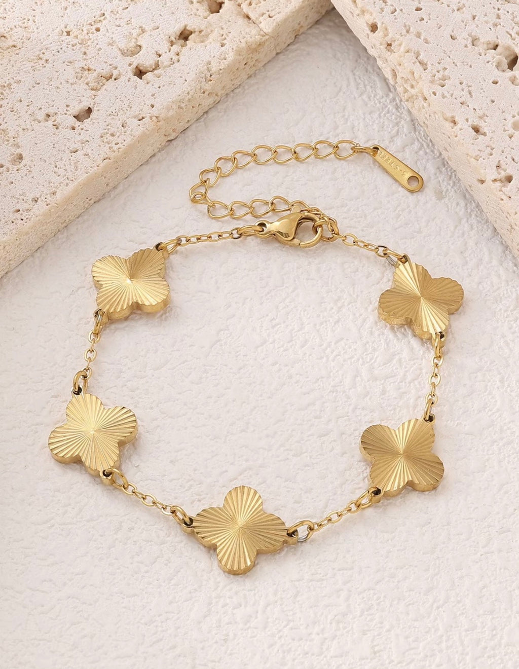 Goldenes Kleeblatt Schmuckset – Halskette, Armband & Ohrringe