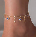 Goldenes Fußkettchen mit Nazar Auge – Eleganter Schutz & Style