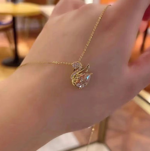 Elegante Schwan Halskette mit Zirkonia – Gold Damen Kette